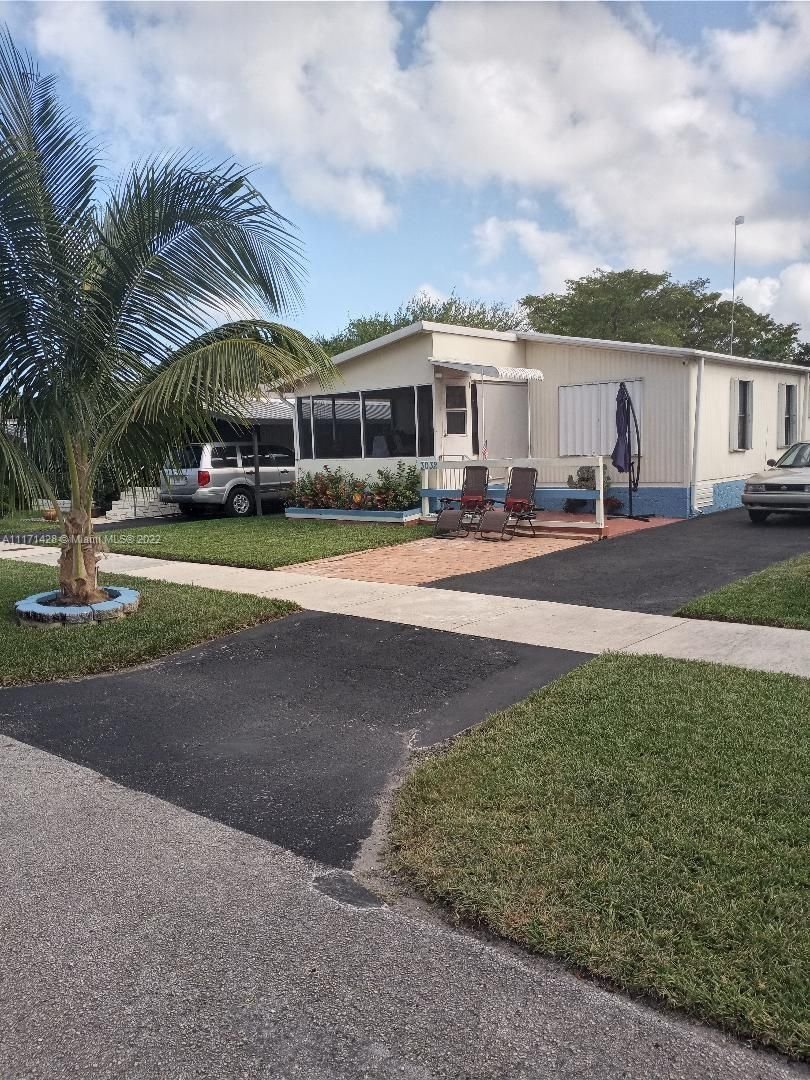 Real estate property located at 3032 51st St, Broward County, Dania Beach, FL