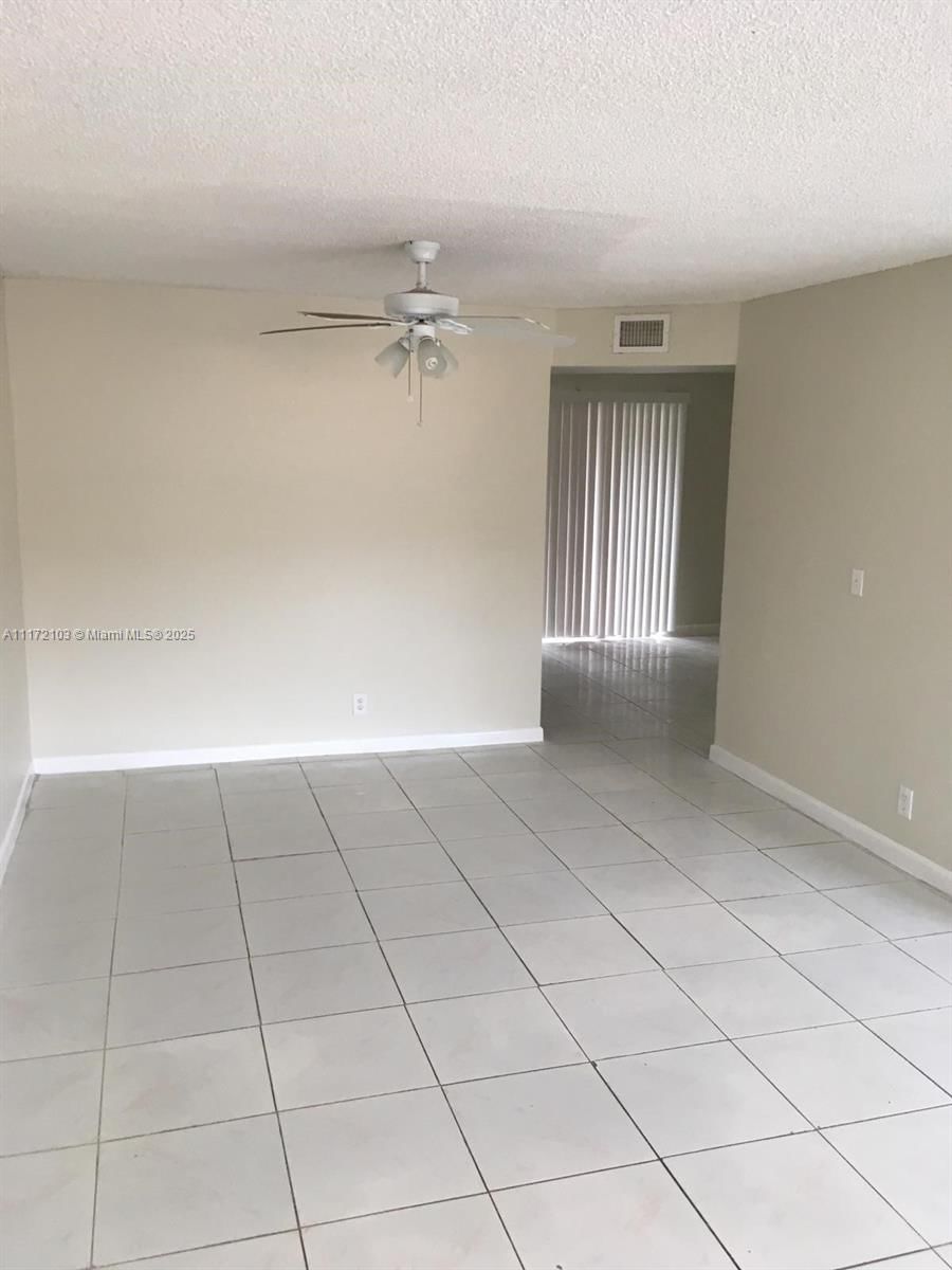 Real estate property located at 5962 29th Pl #112, Broward, Sunrise Towne Preferred 1, Sunrise, FL