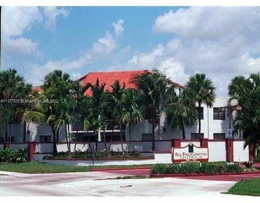 Real estate property located at 9421 Fontainebleau Blvd #204-35, Miami-Dade County, Miami, FL