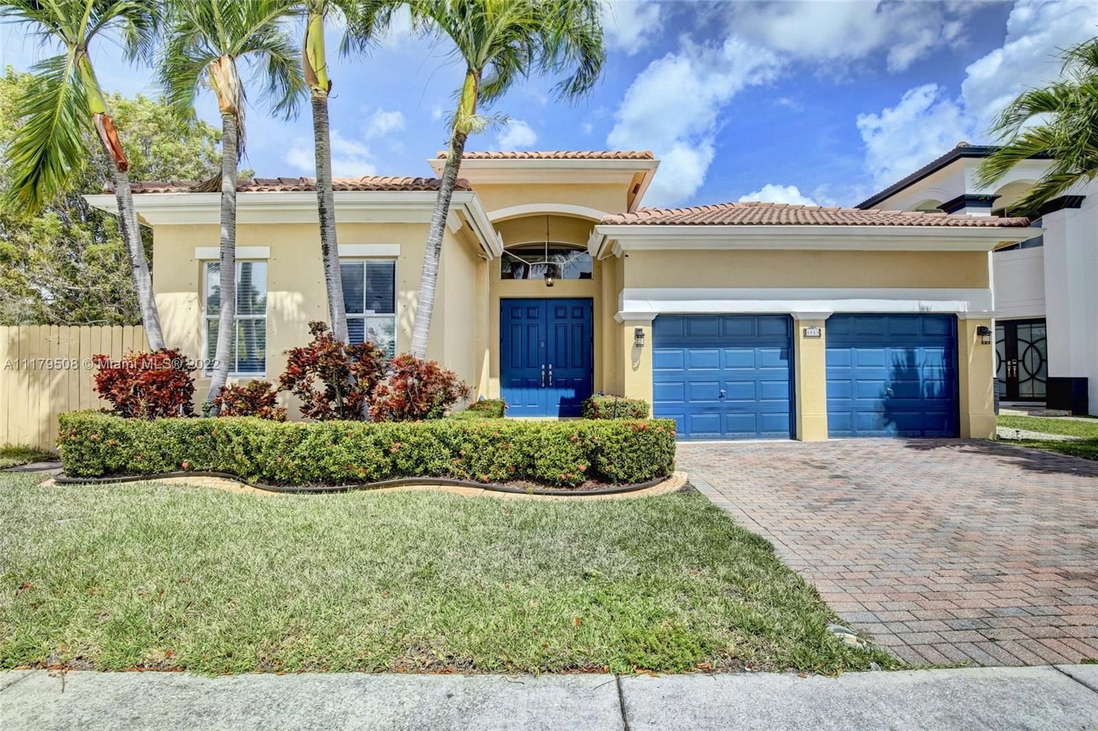 Real estate property located at 8889 178th St, Miami-Dade County, Hialeah, FL