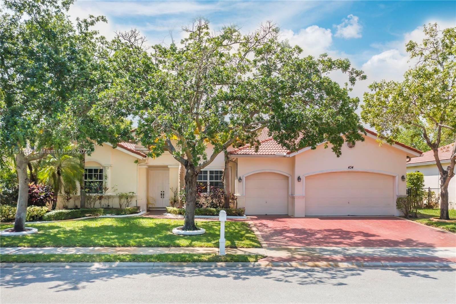 Real estate property located at 434 159th Ln, Broward County, Pembroke Pines, FL
