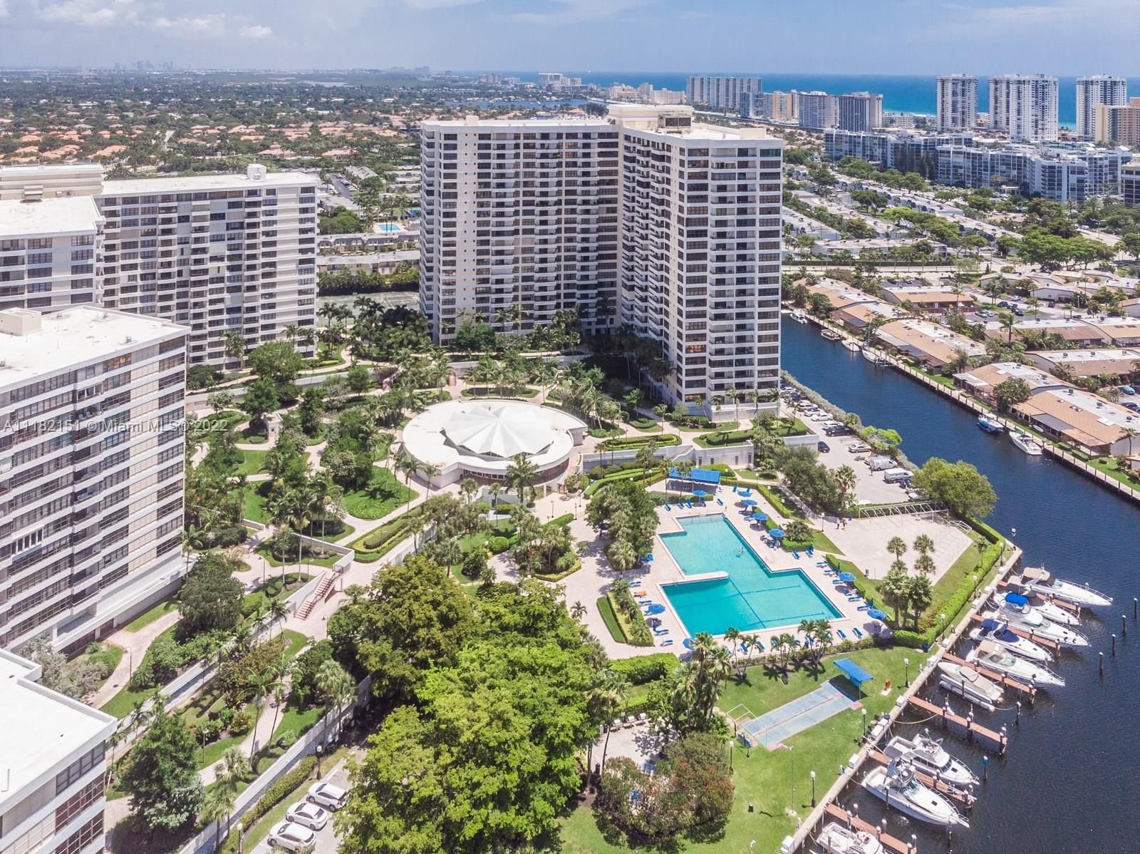 Real estate property located at 2500 Parkview Dr #2016, Broward County, Hallandale Beach, FL