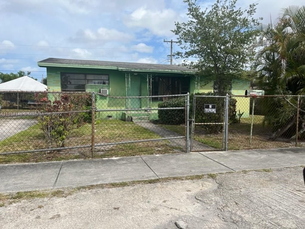 Real estate property located at 15201 33rd Ave, Miami-Dade County, Miami Gardens, FL