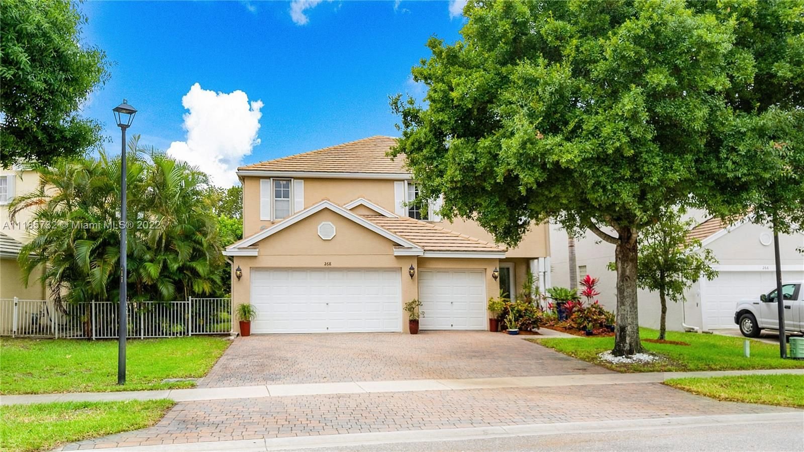 Real estate property located at 268 Kensington Way, Palm Beach County, Royal Palm Beach, FL