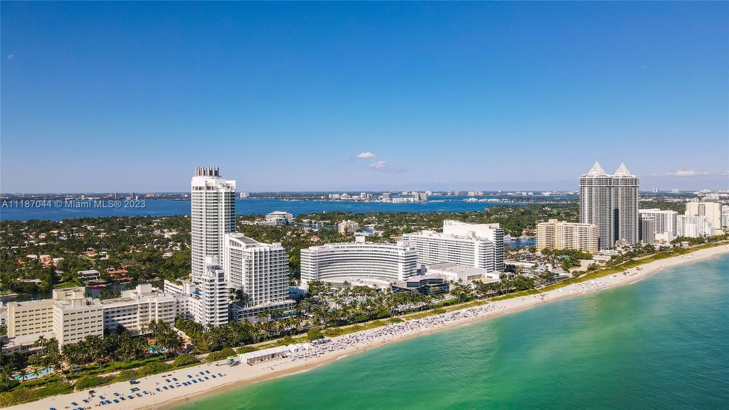 Real estate property located at 4401 Collins Ave #702/704, Miami-Dade County, FONTAINEBLEAU II TRESOR, Miami Beach, FL