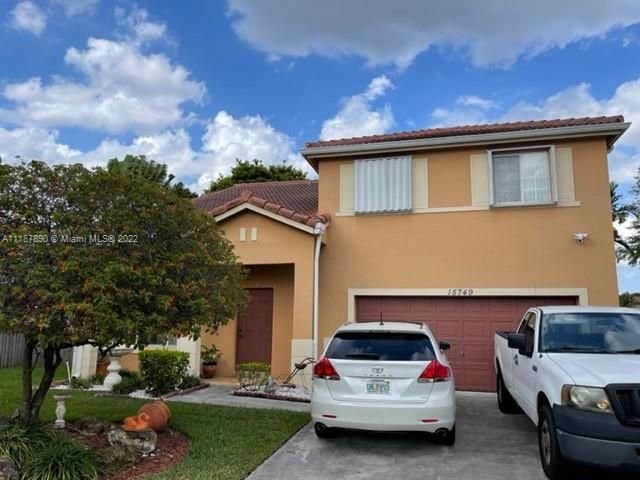 Real estate property located at 15749 74th St, Miami-Dade County, Miami, FL