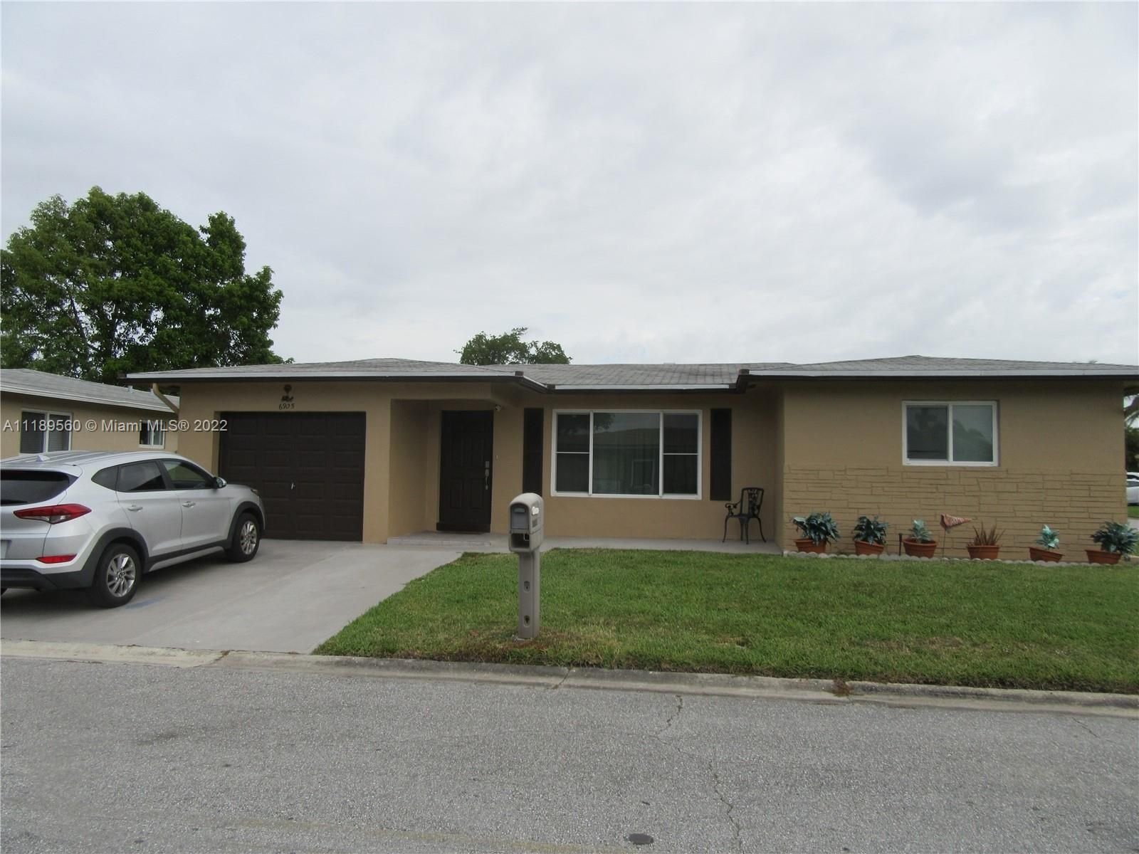 Real estate property located at 6905 12th St, Broward County, Margate, FL