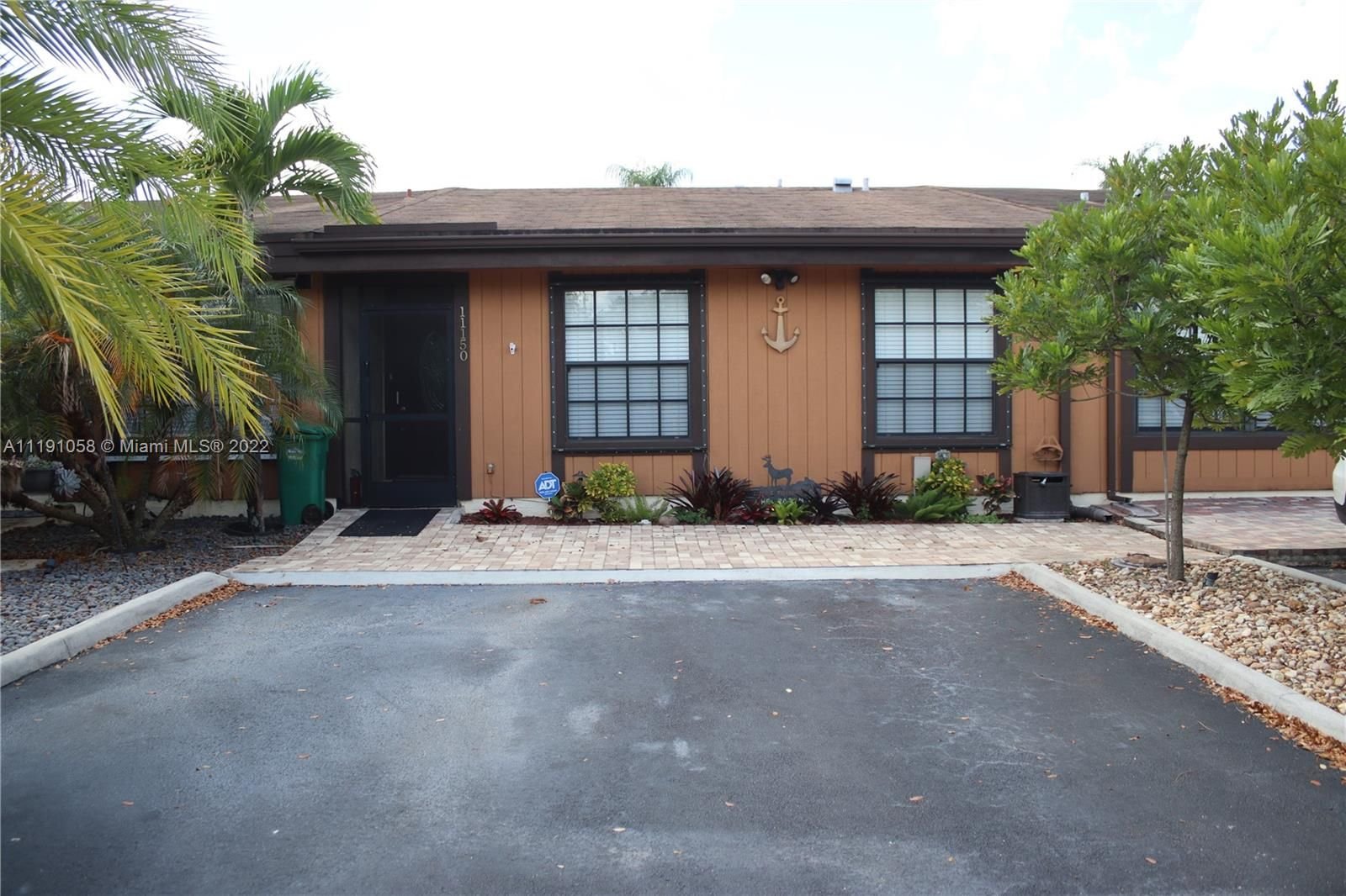 Real estate property located at 11150 Redwood Ave #11150, Broward County, Pembroke Pines, FL