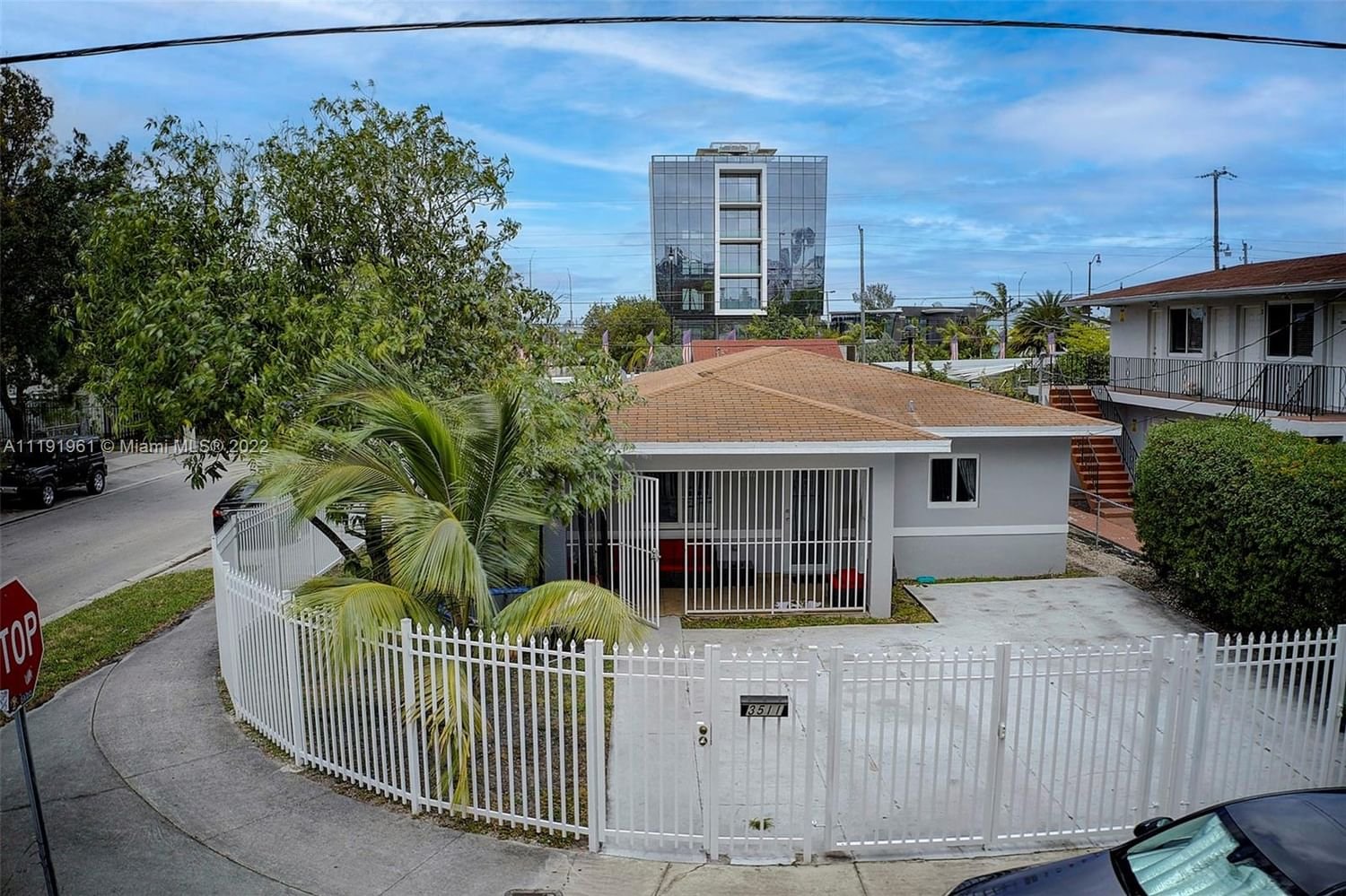 Real estate property located at 3511 1st Ave, Miami-Dade County, WYND WOOD PARK, Miami, FL