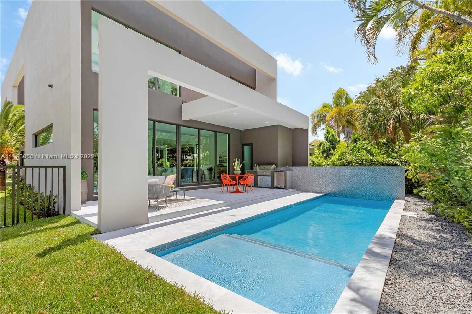 Real estate property located at 3040 Calusa St, Miami-Dade County, Miami, FL