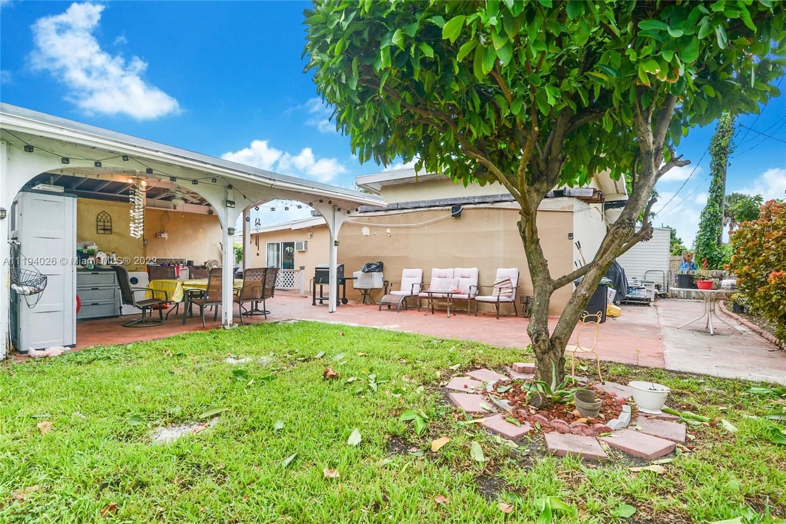 Real estate property located at 809 7th Ave, Broward County, Dania Beach, FL