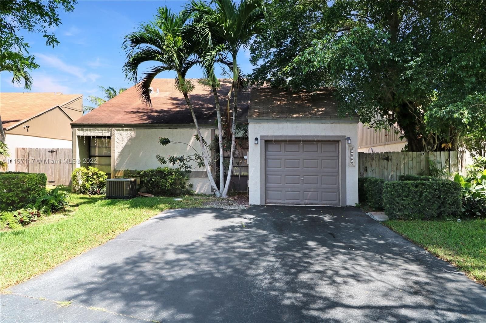 Real estate property located at 9635 74th St, Miami-Dade County, Miami, FL
