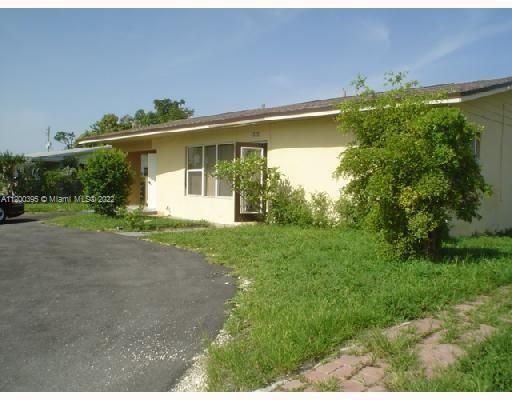 Real estate property located at 4040 4th Ter, Broward County, Deerfield Beach, FL
