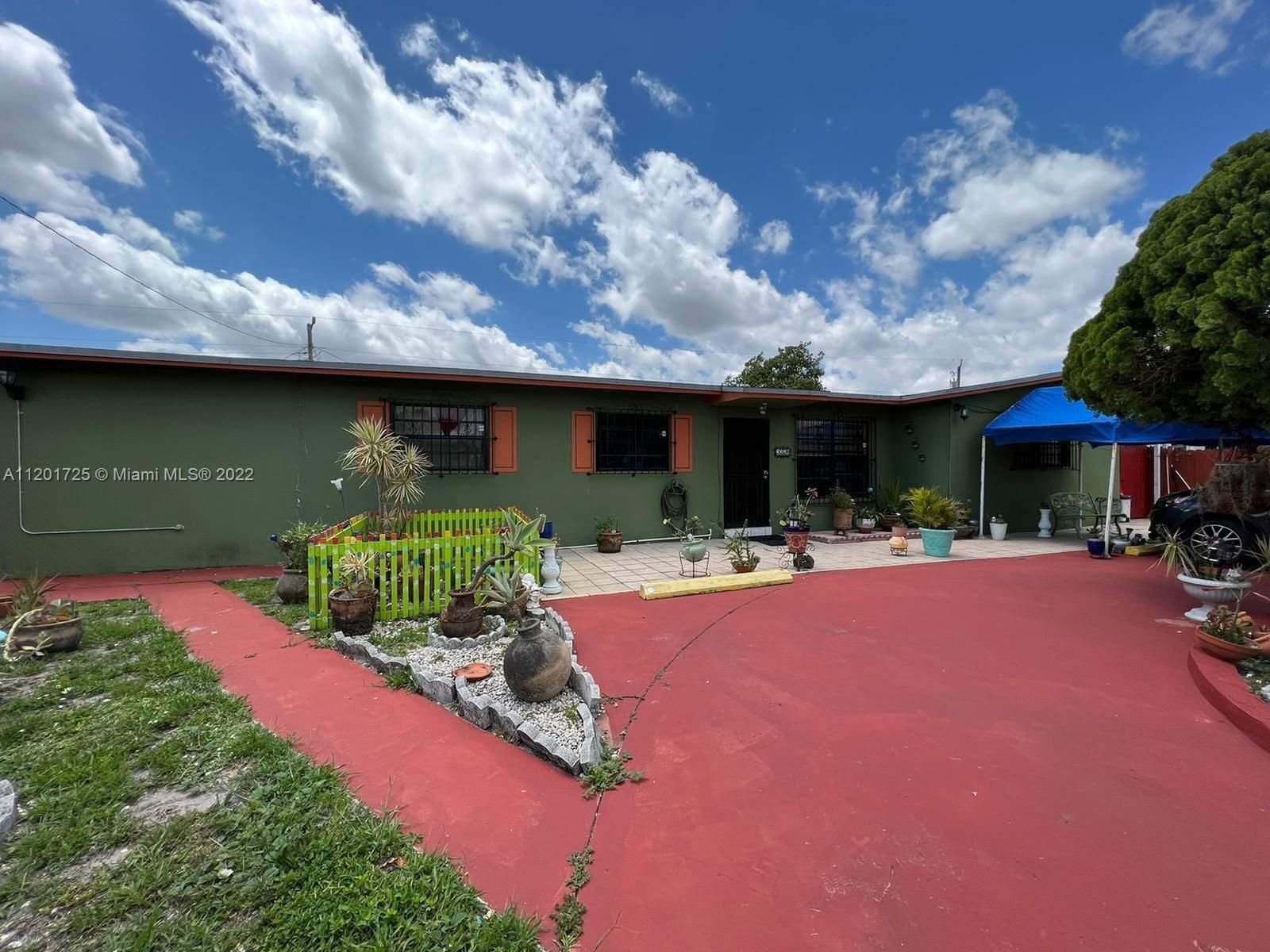 Real estate property located at 5370 183rd St, Miami-Dade County, Miami Gardens, FL
