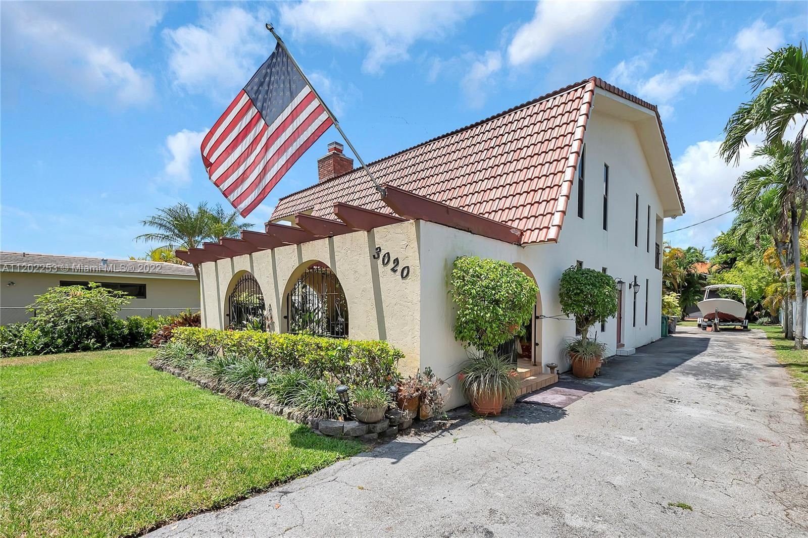 Real estate property located at 3020 114 Ave, Miami-Dade County, Miami, FL
