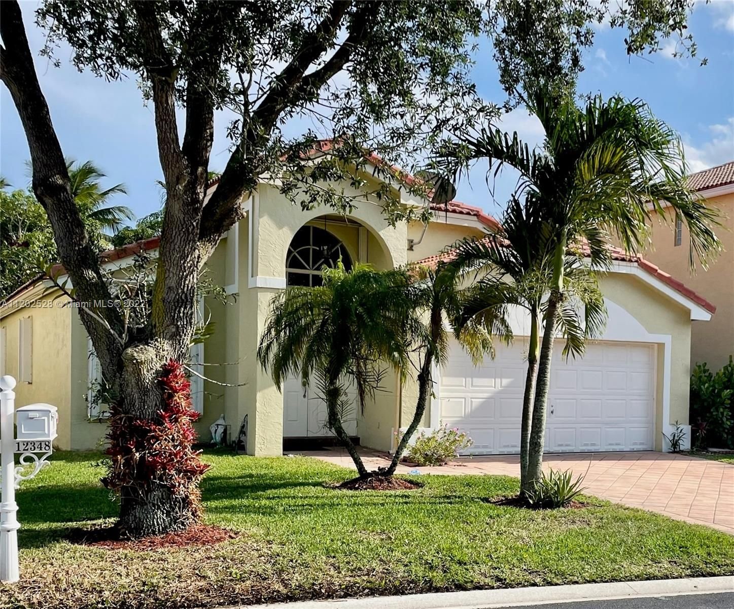 Real estate property located at 12348 53rd St, Broward County, Coral Springs, FL