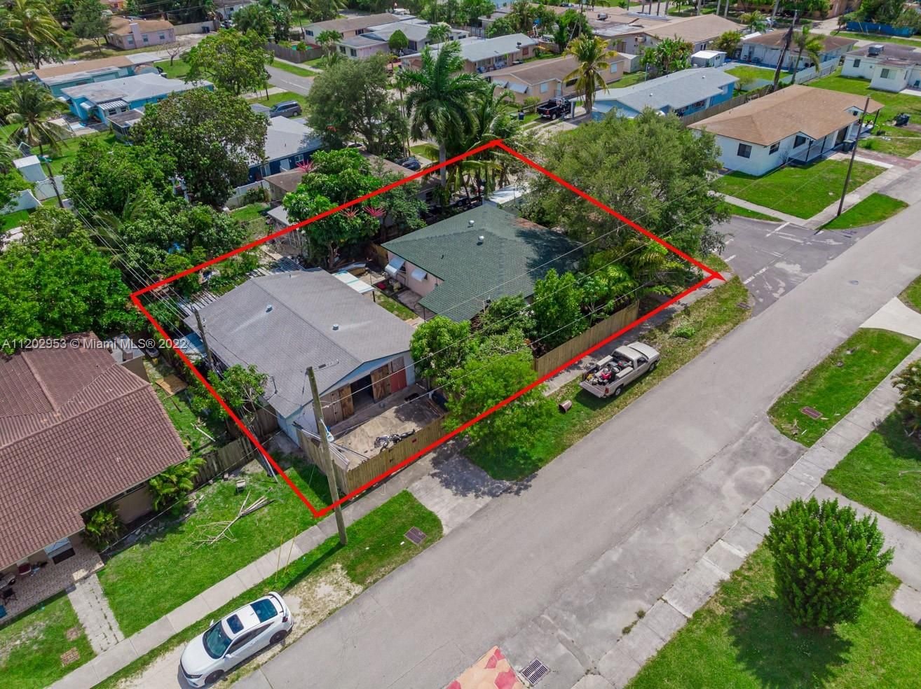 Real estate property located at 401 5th Ave, Broward County, Hallandale Beach, FL