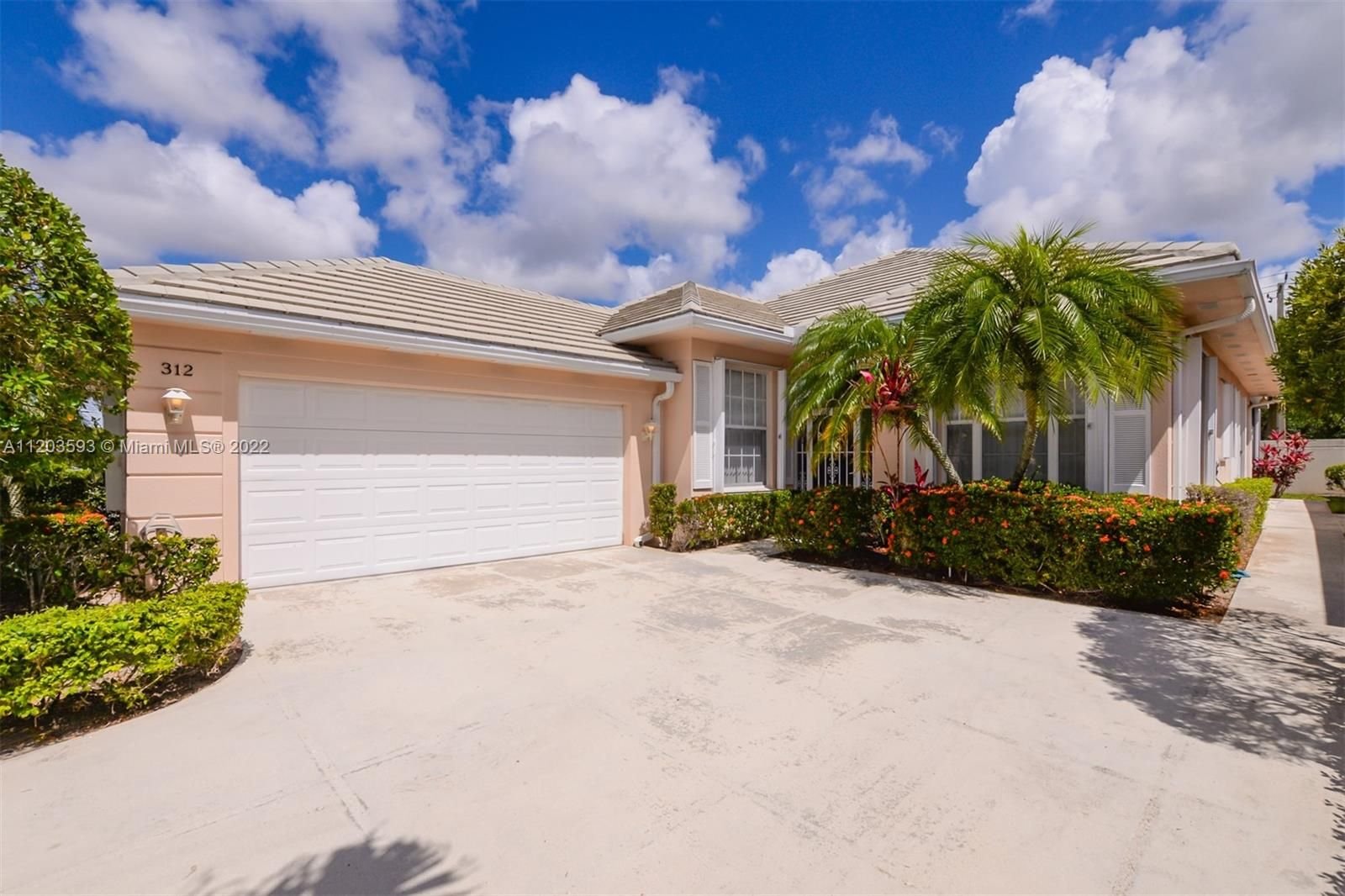 Real estate property located at 312 Bentley Cir, St Lucie County, Port St. Lucie, FL