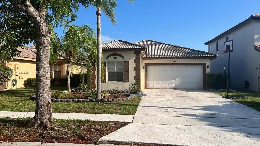 Real estate property located at 20826 21st St, Broward County, Pembroke Pines, FL
