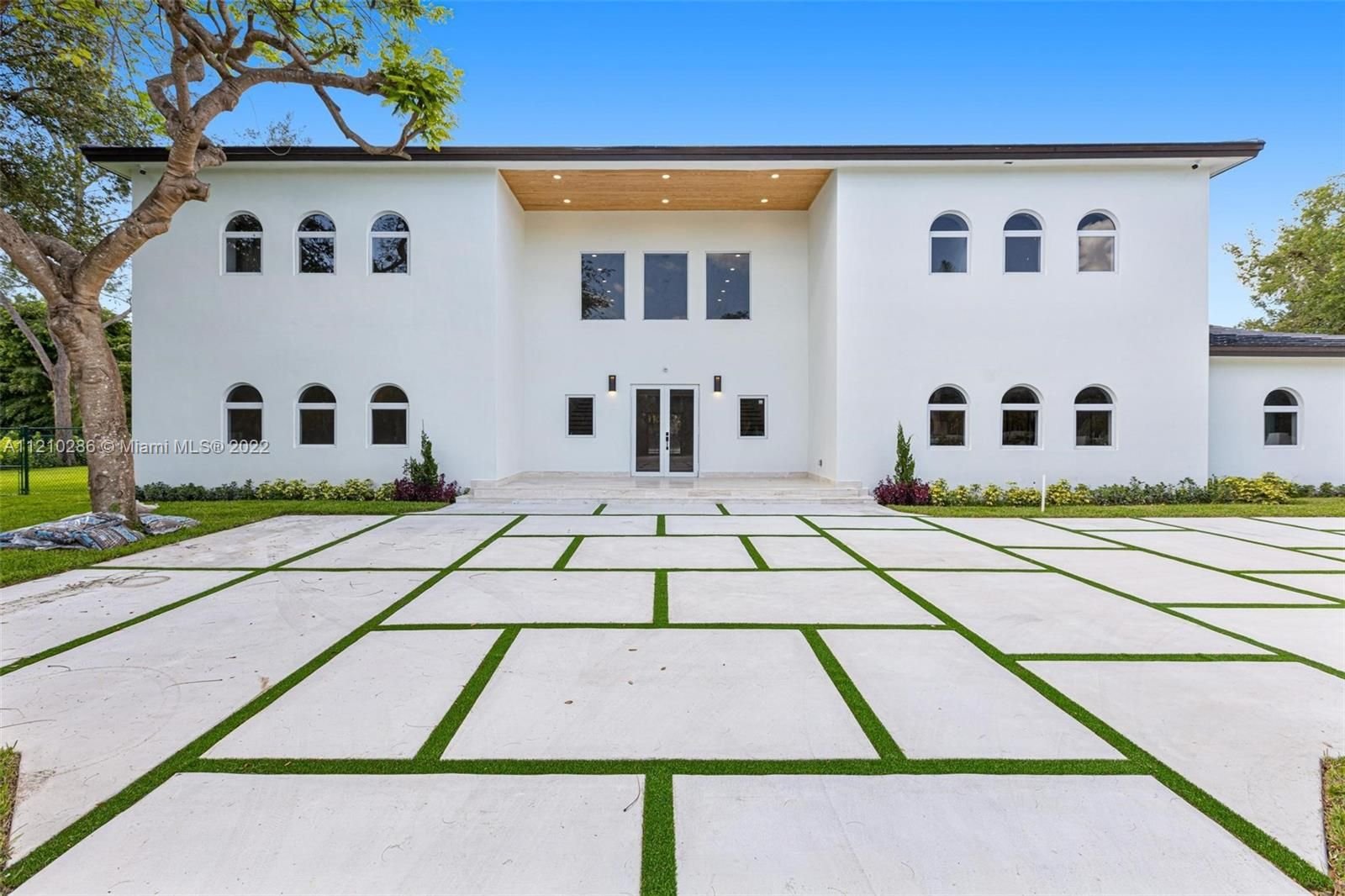 Real estate property located at 9240 106th St, Miami-Dade County, Miami, FL