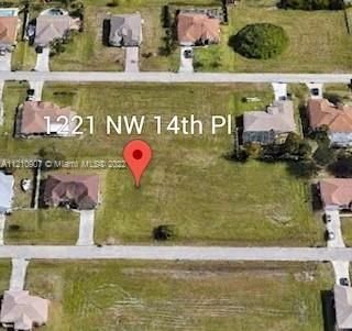 Real estate property located at 1221 14th Place, Lee County, Cape Coral, FL