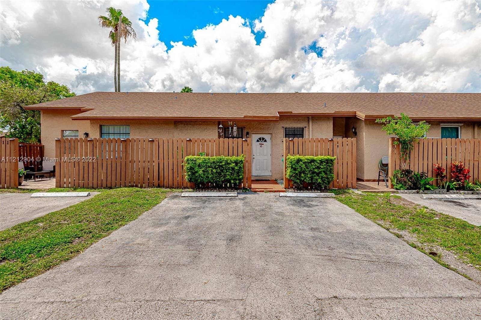 Real estate property located at 6709 193rd Ter, Miami-Dade County, Hialeah, FL