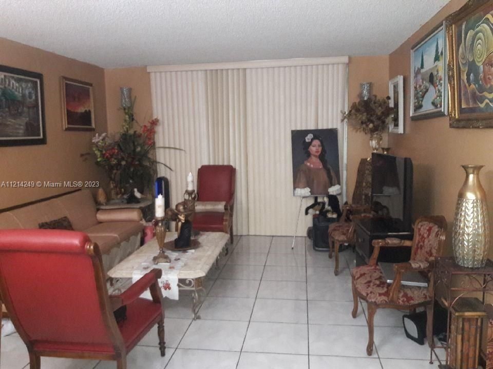 Real estate property located at 2600 49th Ave #413, Broward County, CYPRESS CHASE 7 CONDO, Lauderdale Lakes, FL