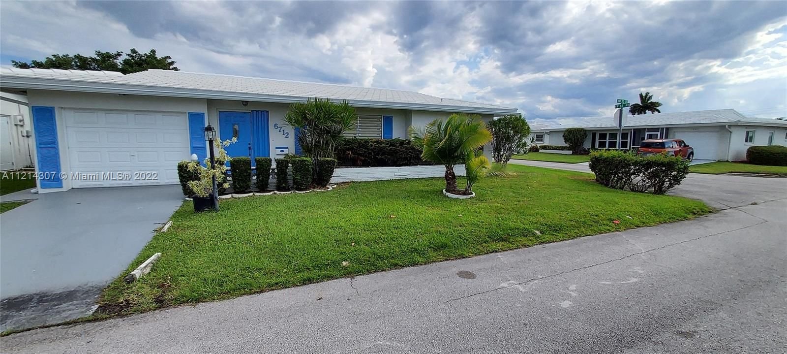 Real estate property located at 6712 73rd St, Broward County, Tamarac, FL