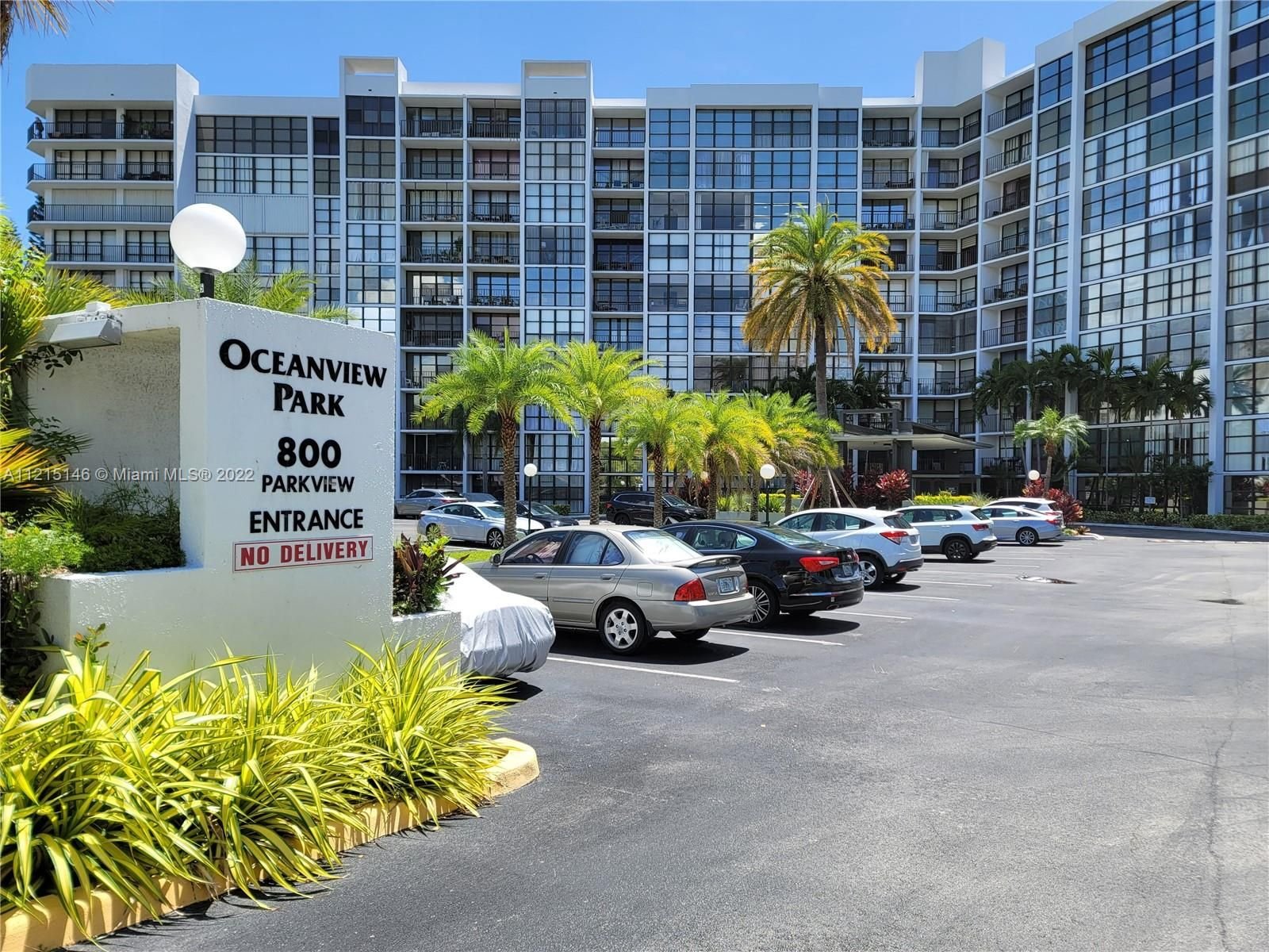 Real estate property located at 800 Parkview Dr #106, Broward County, Hallandale Beach, FL