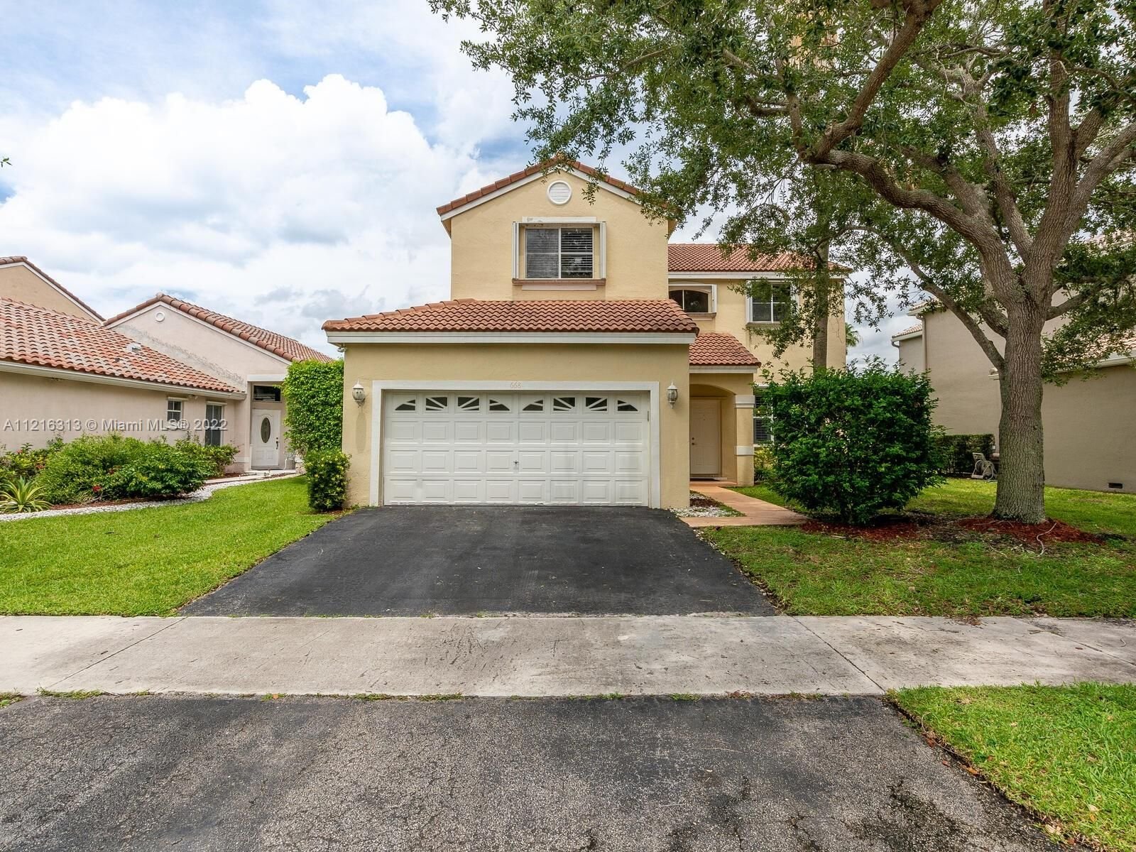 Real estate property located at 668 Stanton Dr, Broward County, Weston, FL
