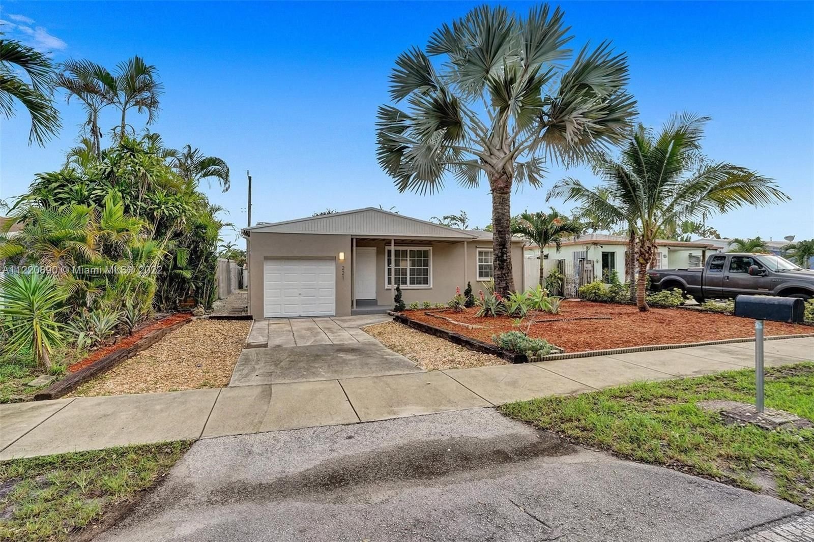 Real estate property located at 221 51st St, Broward County, Oakland Park, FL