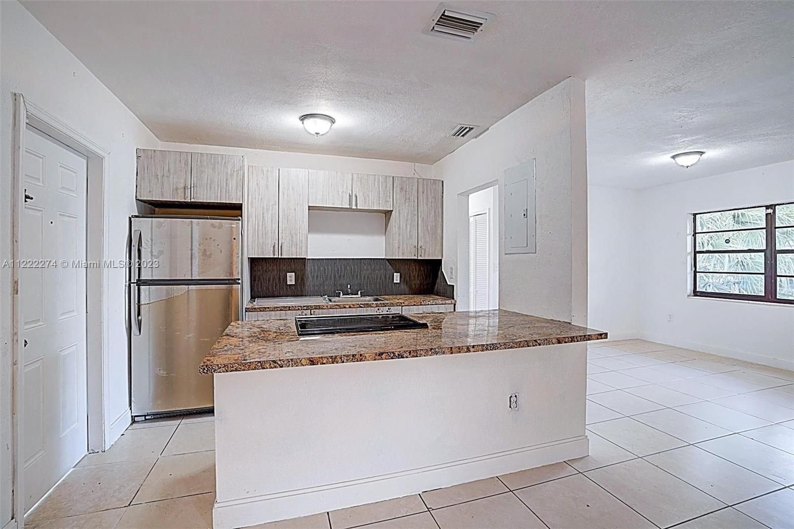 Real estate property located at 541 194th St, Miami-Dade County, Miami Gardens, FL