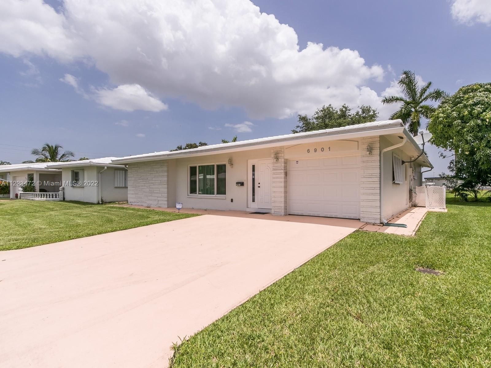 Real estate property located at 6901 70th St, Broward County, Tamarac, FL