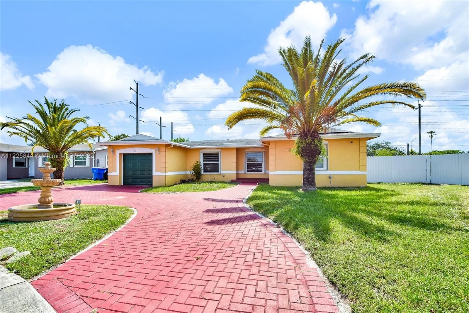 Real estate property located at 1211 Stardust, Broward County, North Lauderdale, FL
