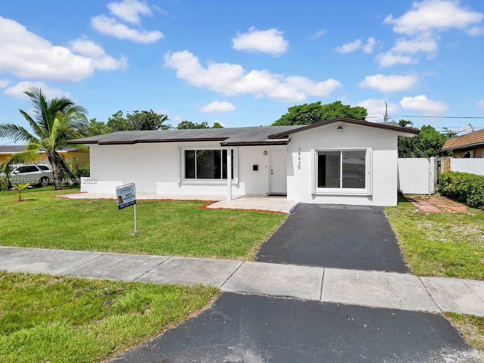 Real estate property located at 19430 117th Ct, Miami-Dade County, Miami, FL