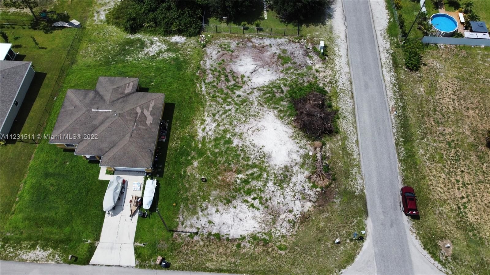 Real estate property located at 3000 24th St Sw, Lee County, Lehigh Acres, FL