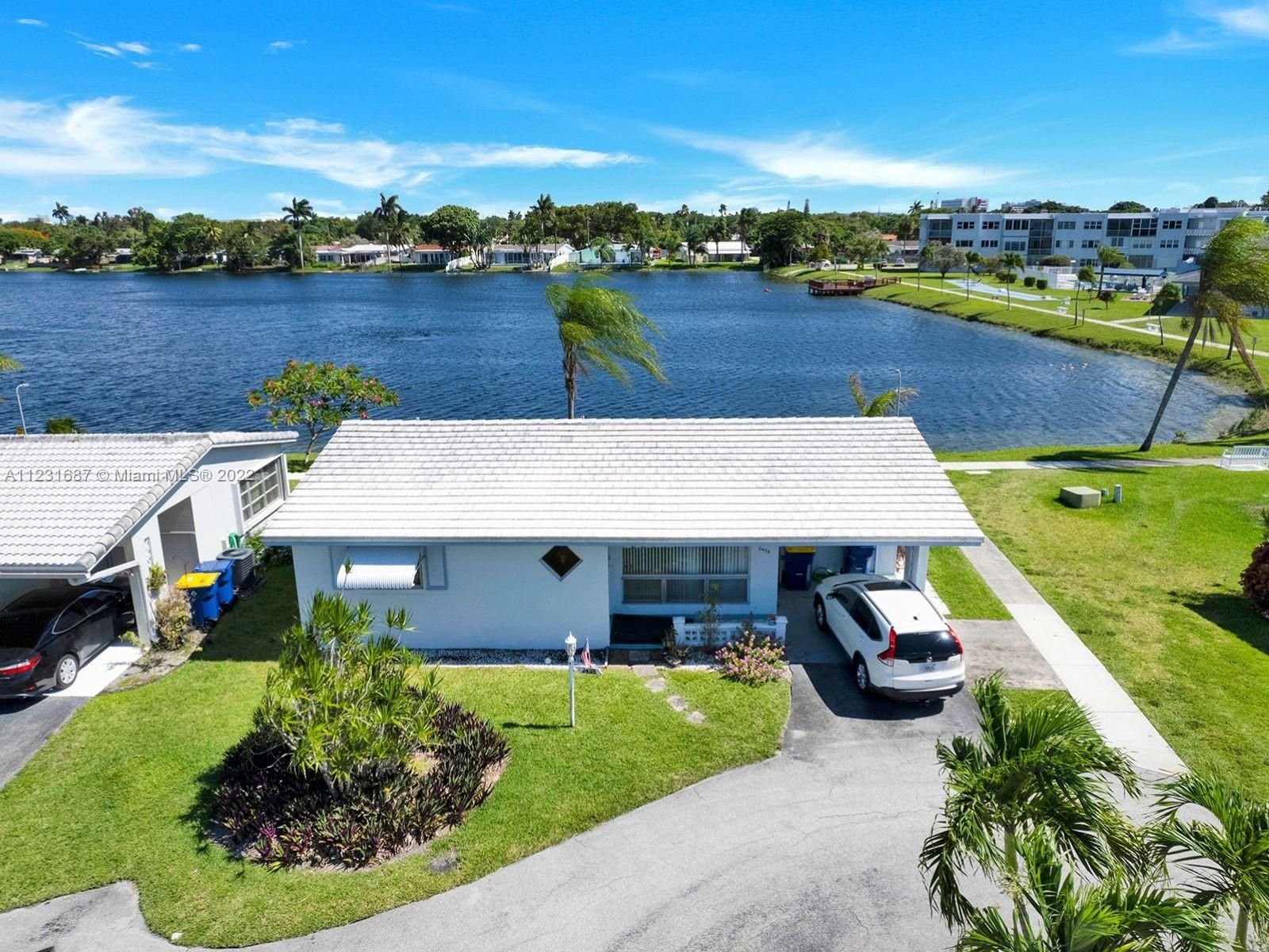 Real estate property located at 2458 Carlyle Ln #143, Broward County, Hollywood, FL