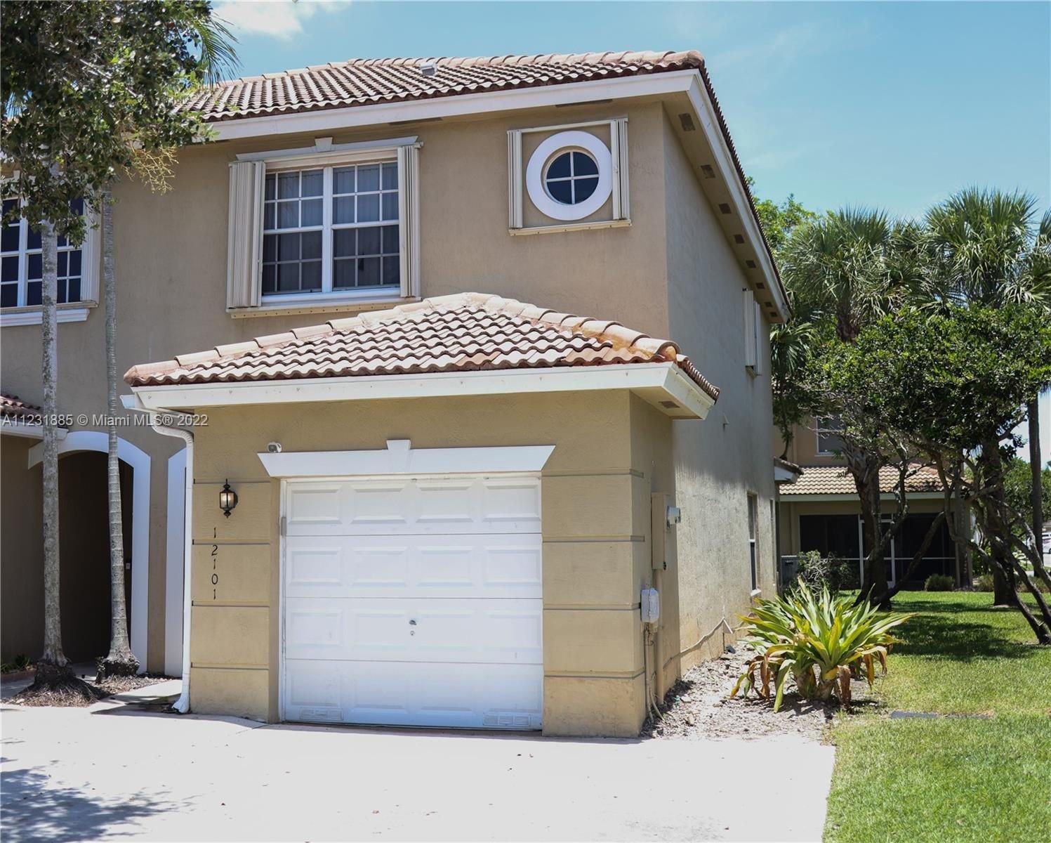 Real estate property located at 12101 5th Ct, Broward County, Pembroke Pines, FL
