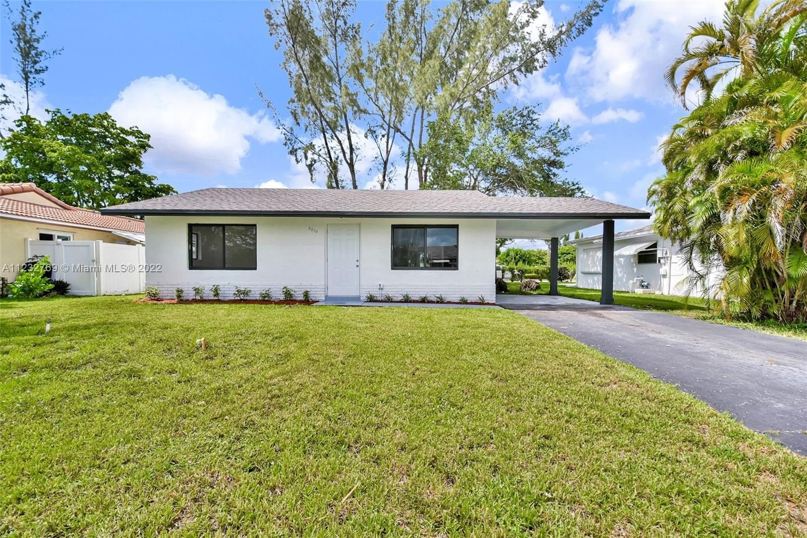 Real estate property located at 9210 81st Ct, Broward County, Tamarac, FL