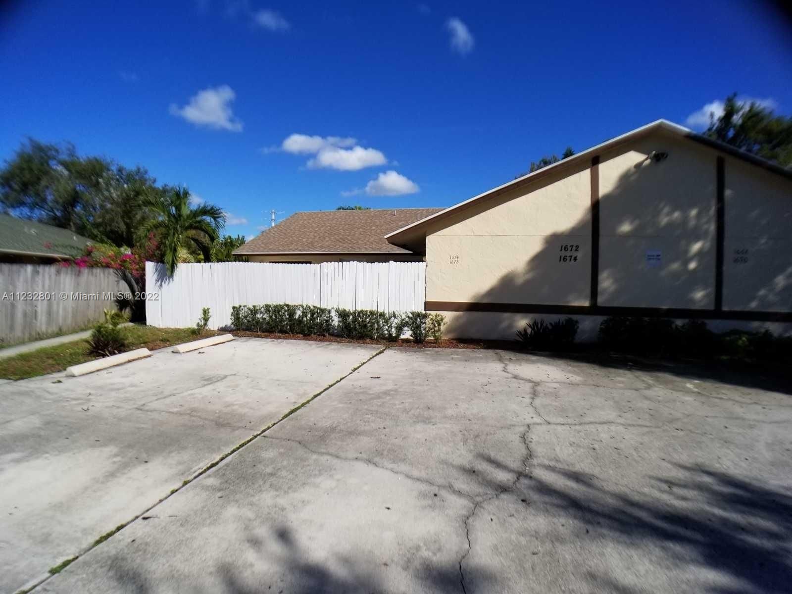 Real estate property located at 1674 Hawthorne Pl, Palm Beach County, Wellington, FL