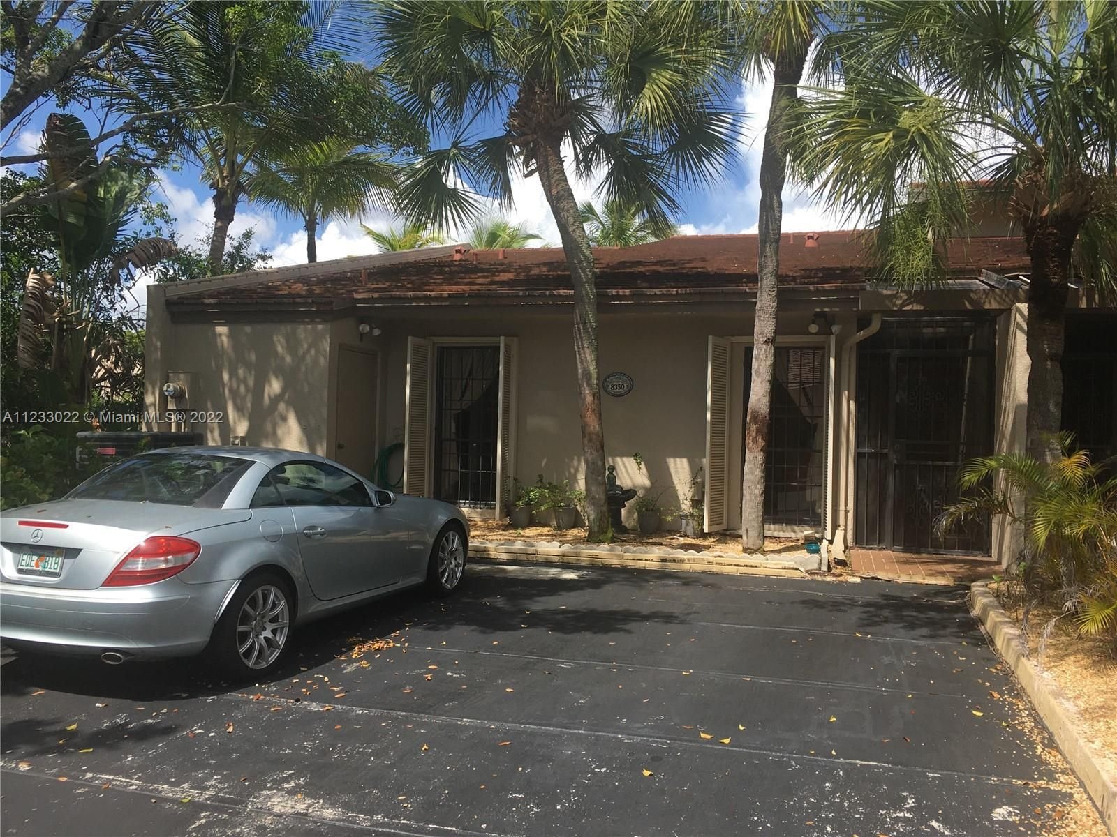 Real estate property located at 8350 Dundee Ter #8350, Miami-Dade County, Miami Lakes, FL
