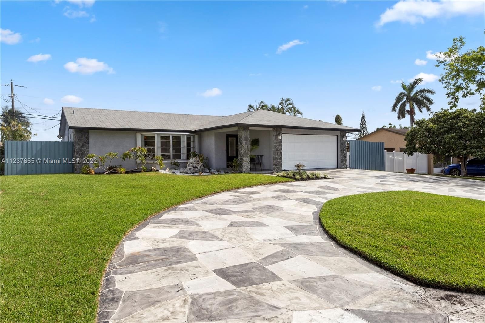 Real estate property located at 2756 Floral Rd, Palm Beach County, Lake Worth, FL