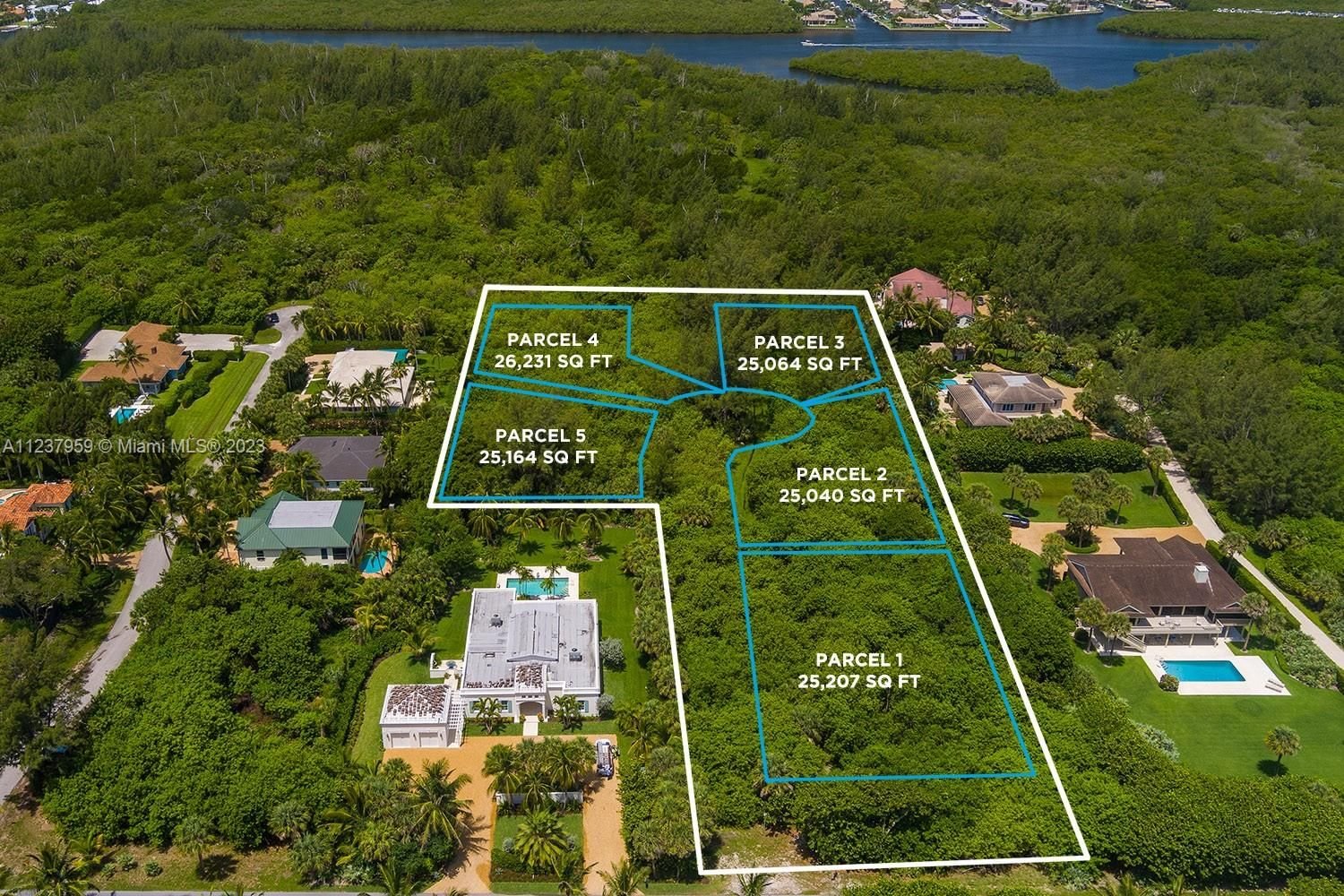 Real estate property located at 5 Bon Aire Desire Avenue, Martin County, Hobe Sound, FL