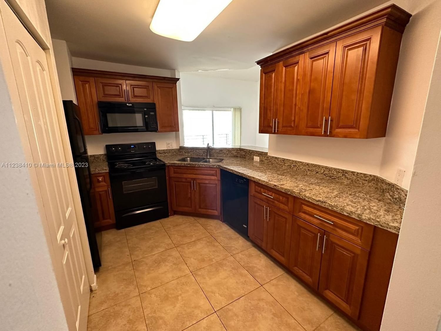 Real estate property located at 3453 44th St #207, Broward County, Oakland Park, FL
