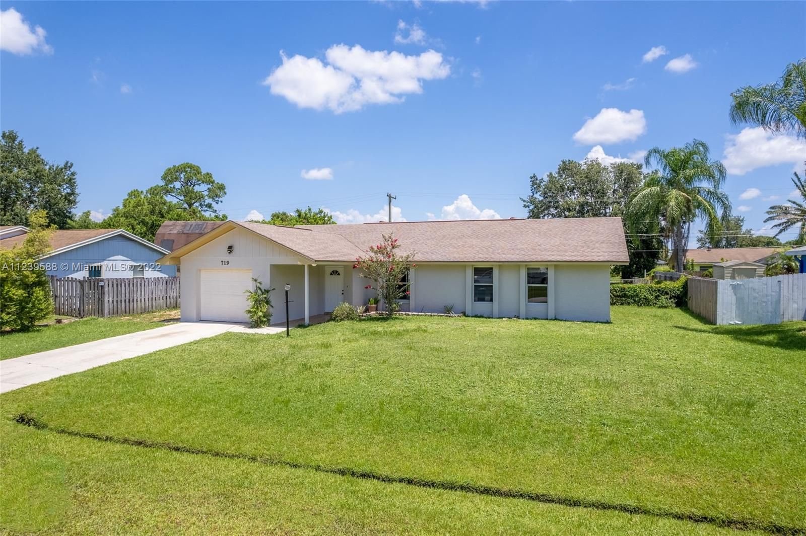Real estate property located at 719 Carnival Ave, St Lucie County, Port St. Lucie, FL