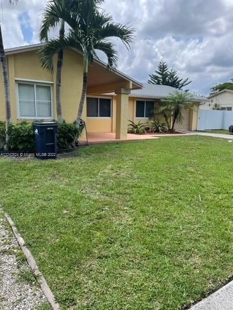 Real estate property located at 4954 134th Ct, Miami-Dade County, Miami, FL