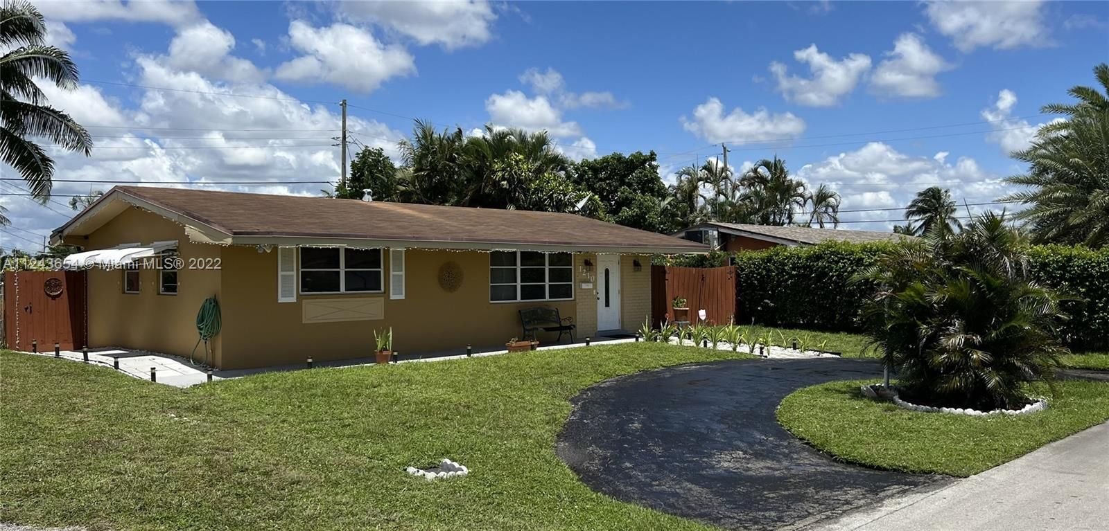 Real estate property located at 1210 76th Ter, Broward County, Pembroke Pines, FL