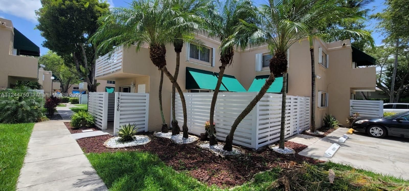 Real estate property located at 14386 97th Ln, Miami-Dade County, Miami, FL