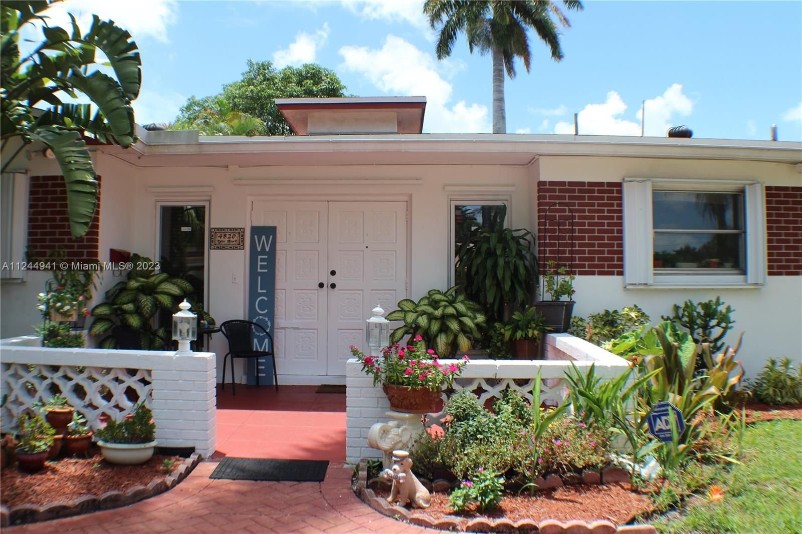 Real estate property located at 4820 Tyler St, Broward County, Hollywood, FL