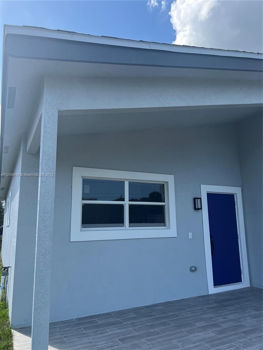 Real estate property located at 201 8th N St, St Lucie County, Fort Pierce, FL